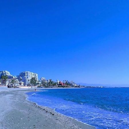 Apt Moderno Con Vistas, Recepcion 24 Hs Y Piscinas Benalmádena Kültér fotó