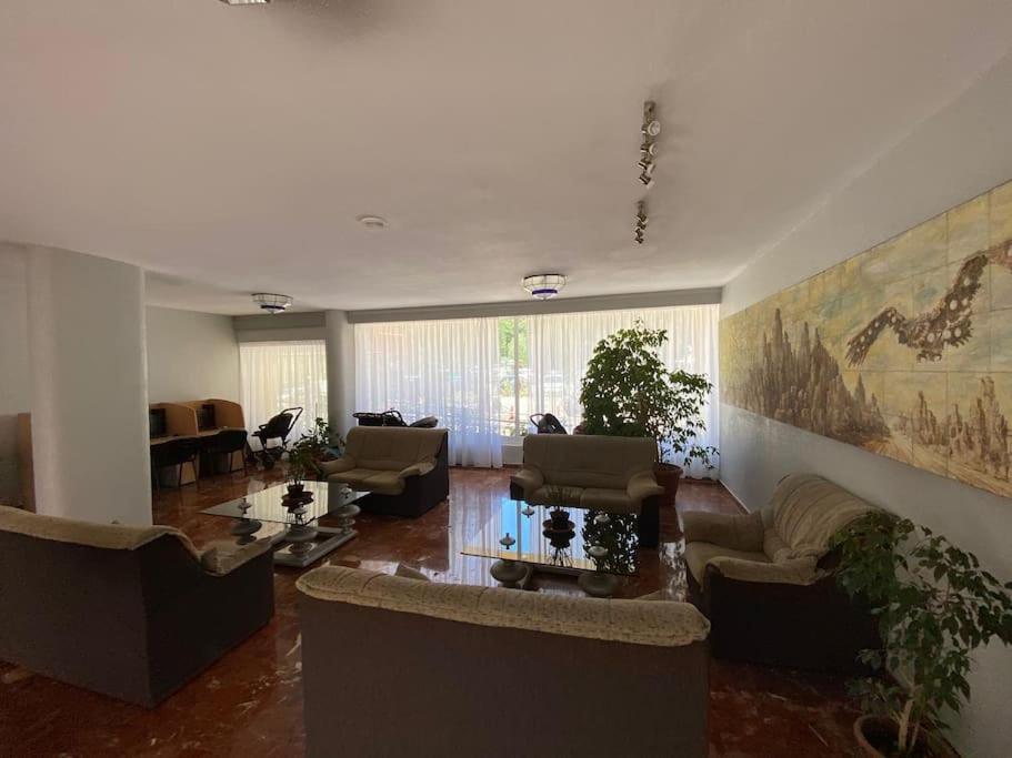 Apt Moderno Con Vistas, Recepcion 24 Hs Y Piscinas Benalmádena Kültér fotó