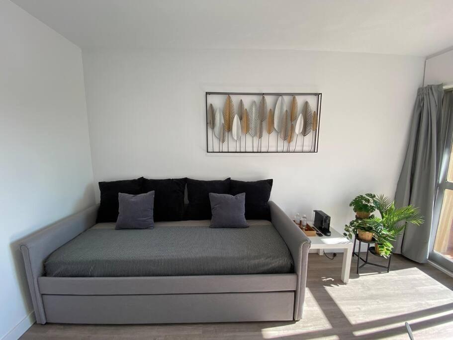 Apt Moderno Con Vistas, Recepcion 24 Hs Y Piscinas Benalmádena Kültér fotó