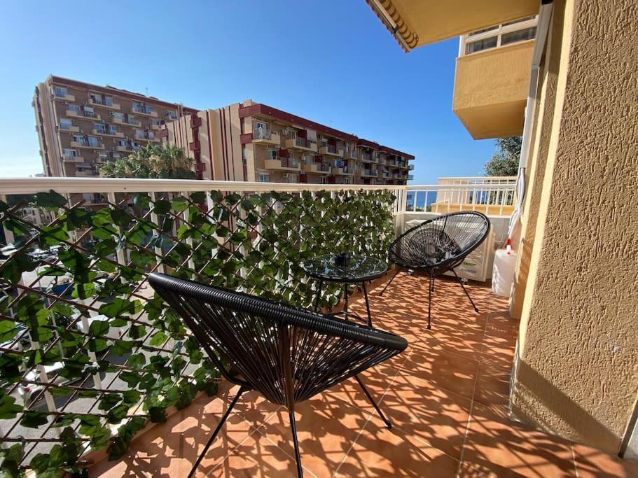 Apt Moderno Con Vistas, Recepcion 24 Hs Y Piscinas Benalmádena Kültér fotó