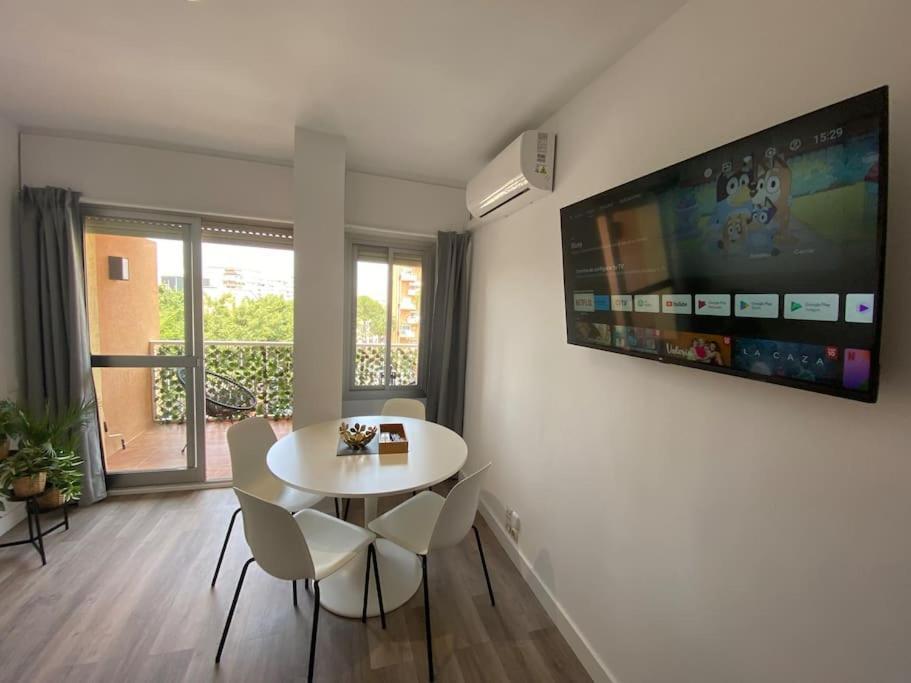 Apt Moderno Con Vistas, Recepcion 24 Hs Y Piscinas Benalmádena Kültér fotó