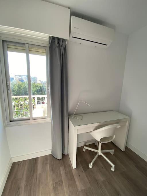 Apt Moderno Con Vistas, Recepcion 24 Hs Y Piscinas Benalmádena Kültér fotó