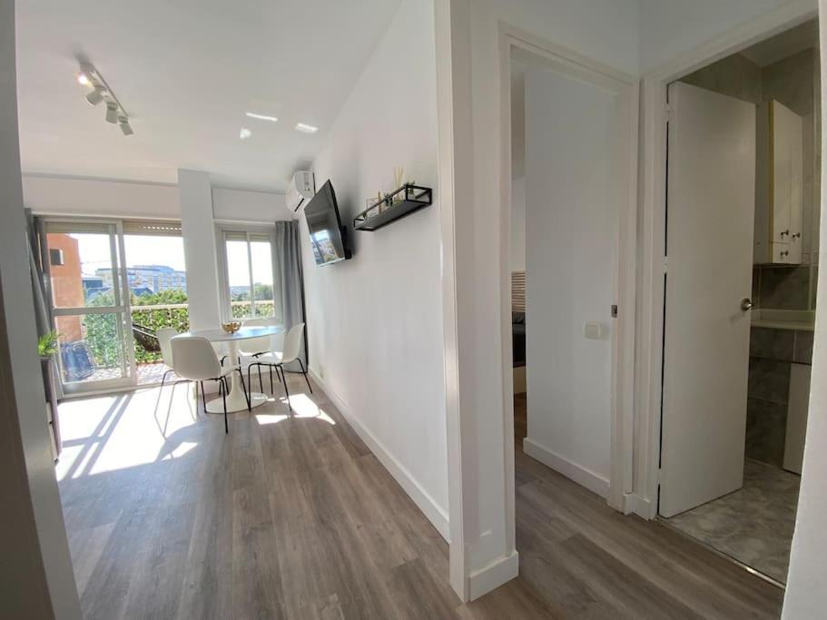 Apt Moderno Con Vistas, Recepcion 24 Hs Y Piscinas Benalmádena Kültér fotó